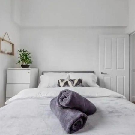 London - 2 Bedroom Flat Near Clapham Junction Cj Екстериор снимка