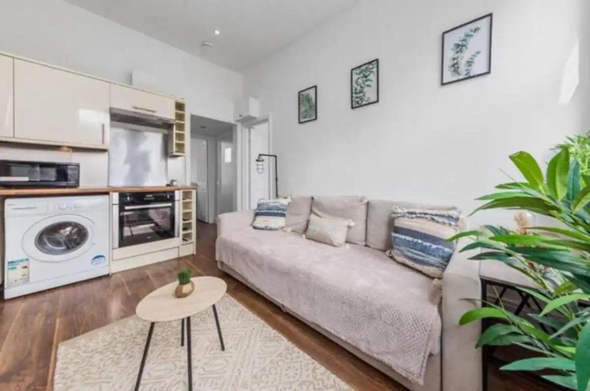 London - 2 Bedroom Flat Near Clapham Junction Cj Екстериор снимка